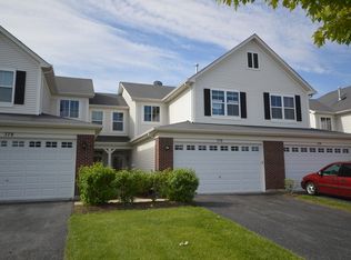 376 Chesapeake Ln, Oswego, IL 60543