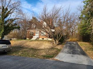 3 Belmont Dr, Staunton, VA 24401