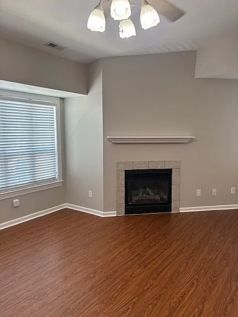 2 bed, 1400 sqft, $1,400 — Photo 2