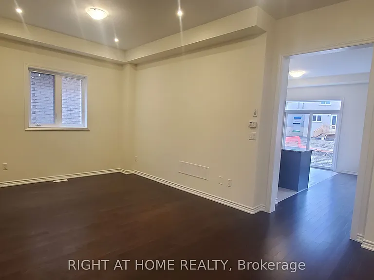 10 Northern Breeze Cres — Photo 6