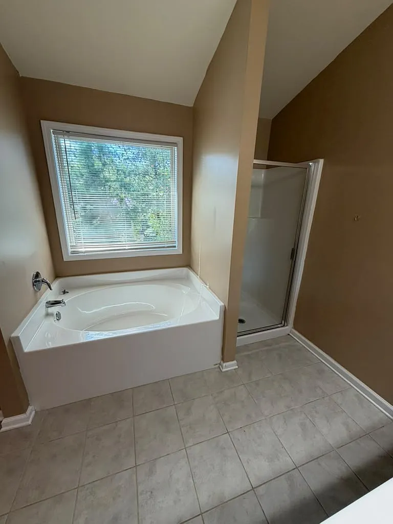 3 bed, 2058 sqft, $2,750 — Photo 4