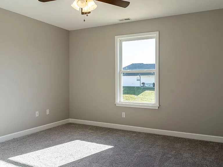 4820 Valley Forge Cir — Photo 33