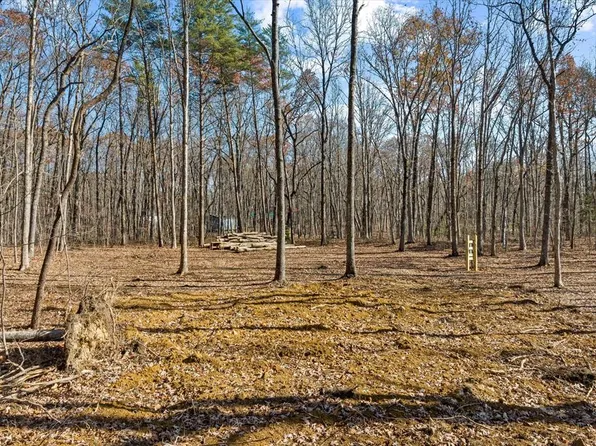 474 Ridge Rd W, Crossville, TN 38572