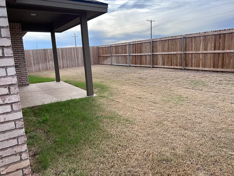 1305 Bajada St — Photo 23