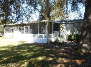 101 Nancy Dr, Interlachen, FL 32148