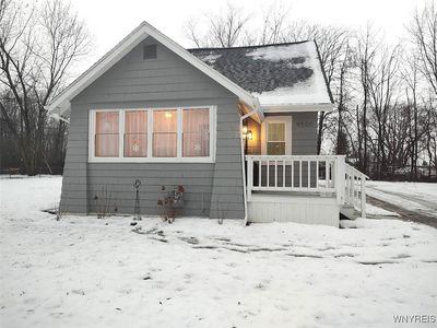 9500 Southwood Dr, Angola, NY, 14006