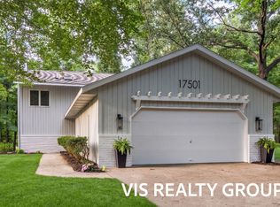 17501 W Spring Lake Rd, Spring Lake, MI 49456