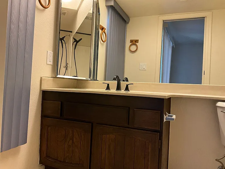 5122 E Edgemont Ave — Photo 10