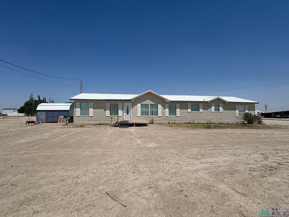 1st image of 6 Lark Ln