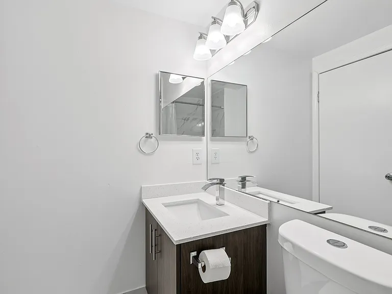 Windsor Castle Townhome Community — Photo 57