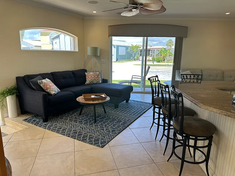 1333 Nettles Blvd — Photo 12