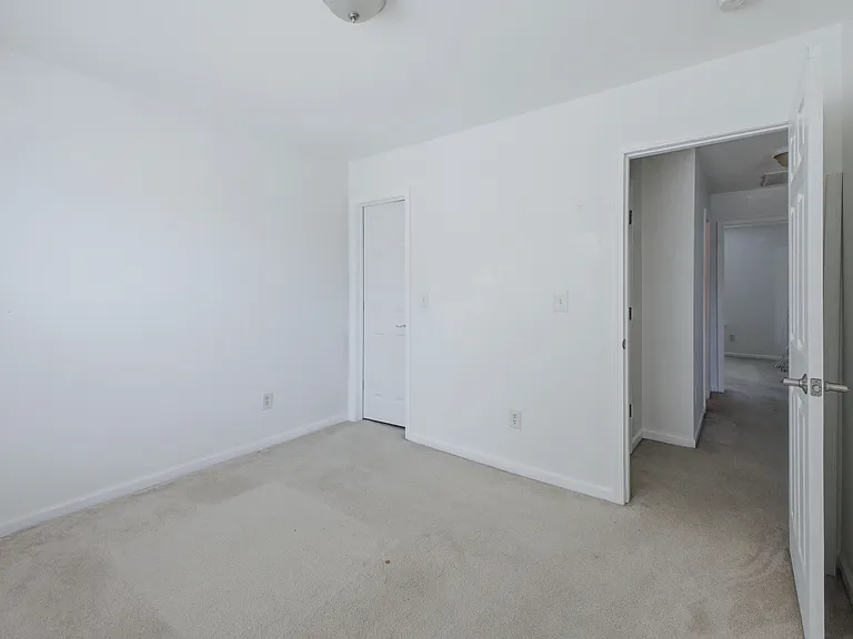 205 Azteca Dr — Photo 31