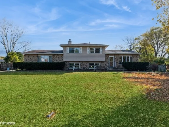 40177 N Adelphi Ave, Beach Park, IL 60099