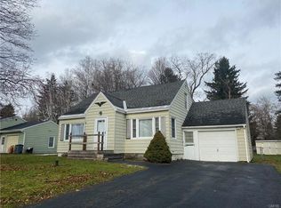 113 E Dauenhauer St, East Syracuse, NY 13057