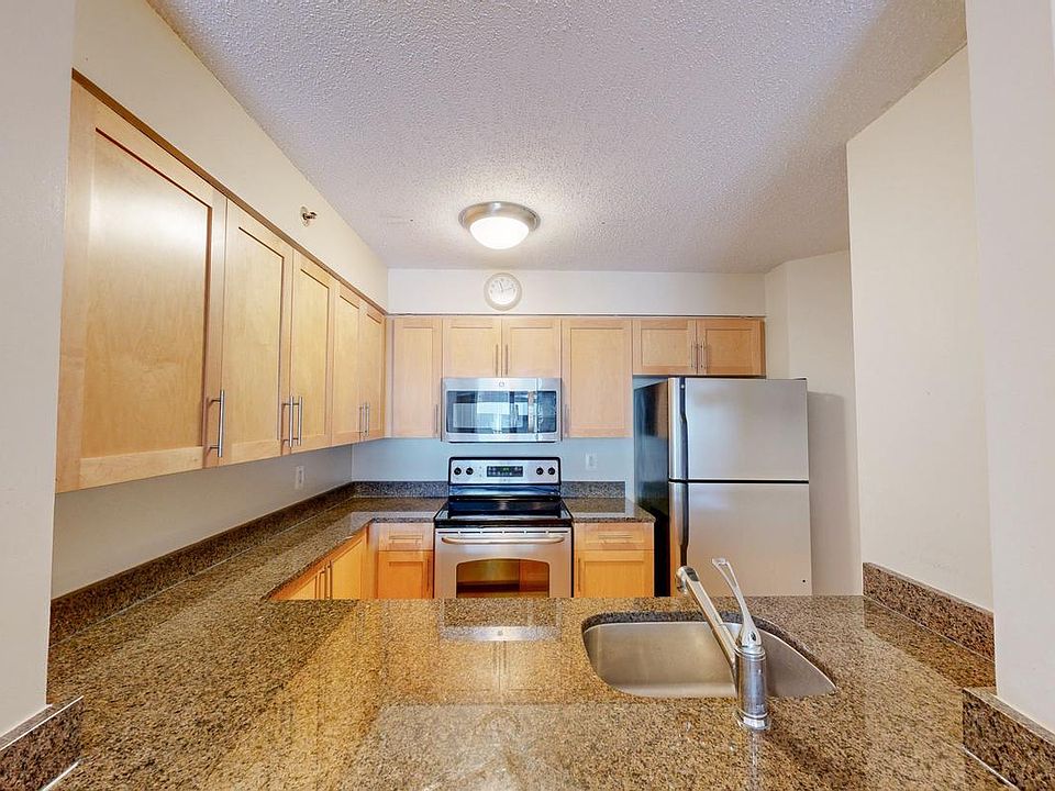 1st image of 7500 Woodmont Ave #S611
