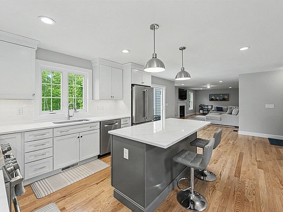 2nd image of 265 Standish Ln