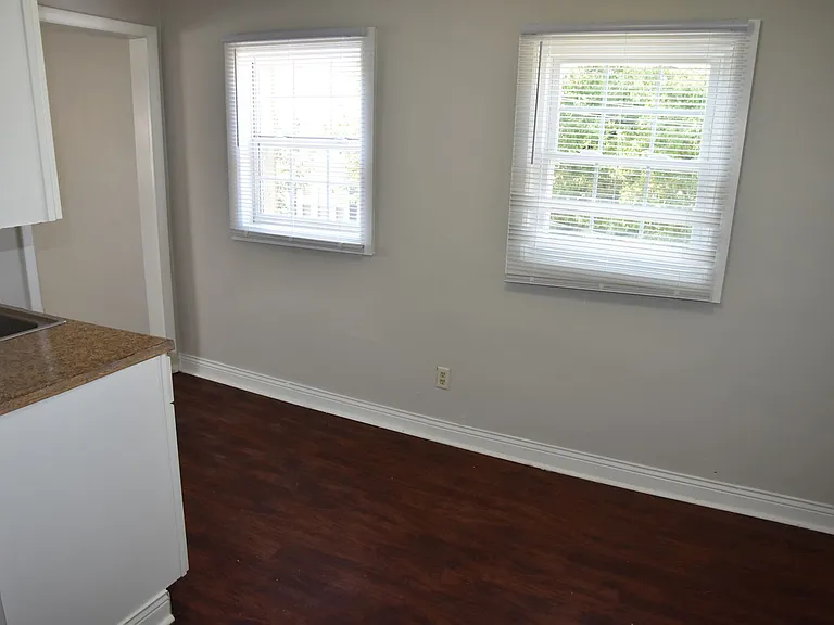 1694 S Washington Ave — Photo 4