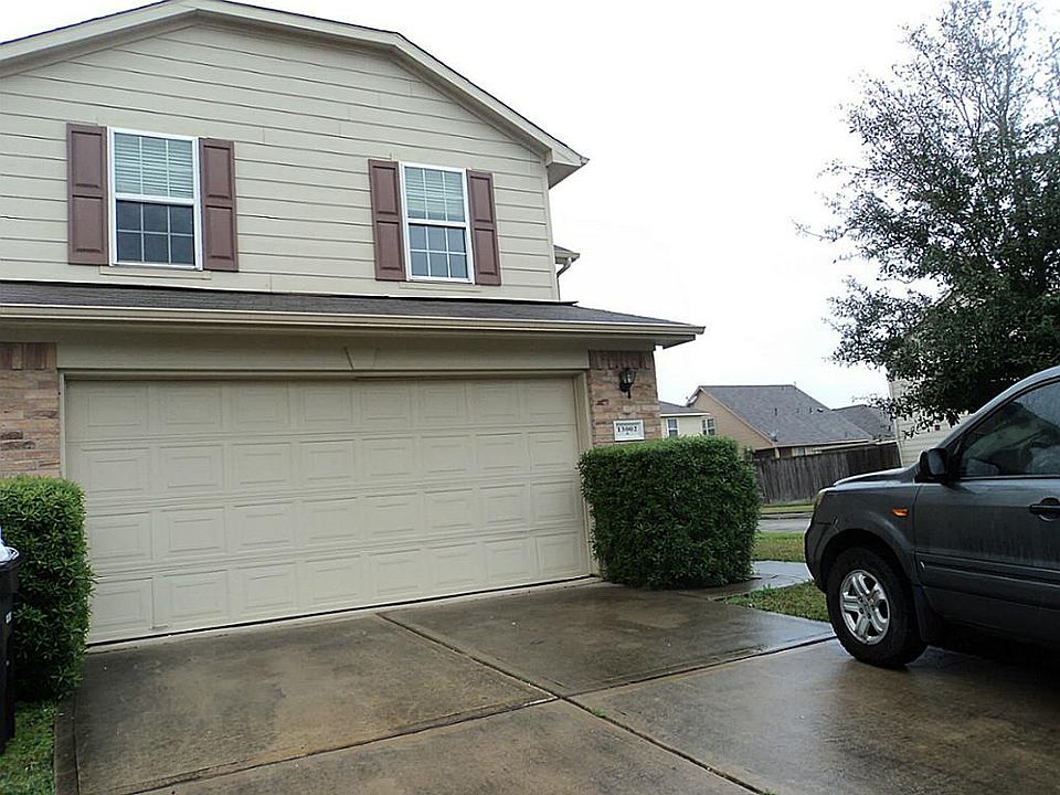 1st image of 13002 Fenland Field Ln