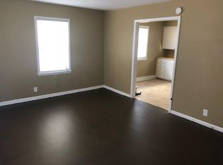 1131 N Cottage St, Independence, MO 64050
