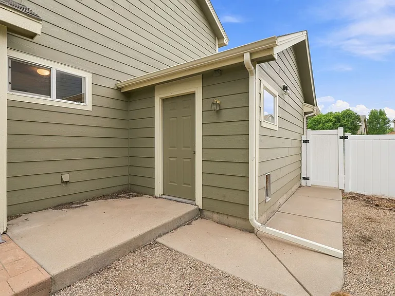 130 Rock Bridge Ct — Photo 24