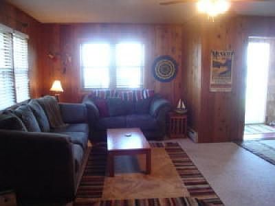 4th image of 156 Shorewood Dr