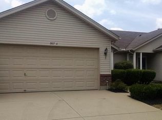 207 Barnard Ct #A, Lebanon, OH 45036
