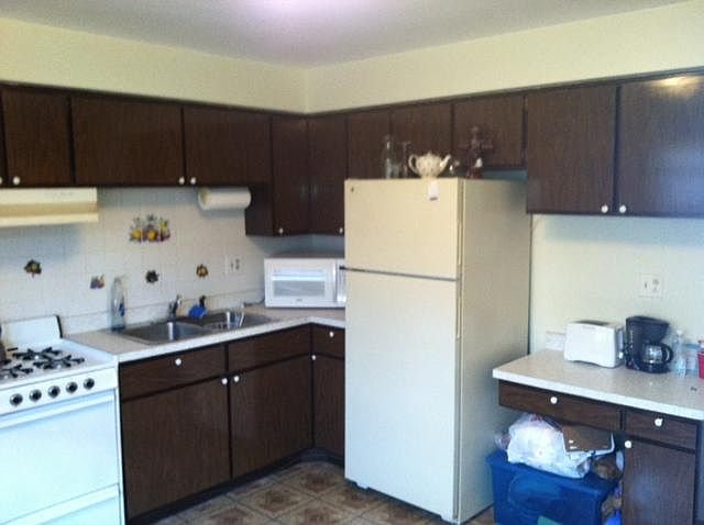 2nd image of 4927 N Lester Ave APT 202