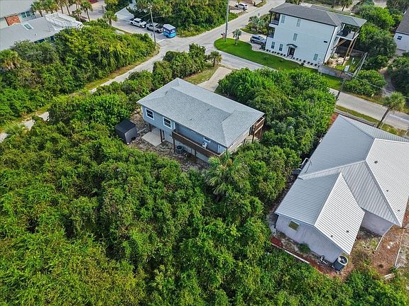 4th image of 5401 Pelican Way