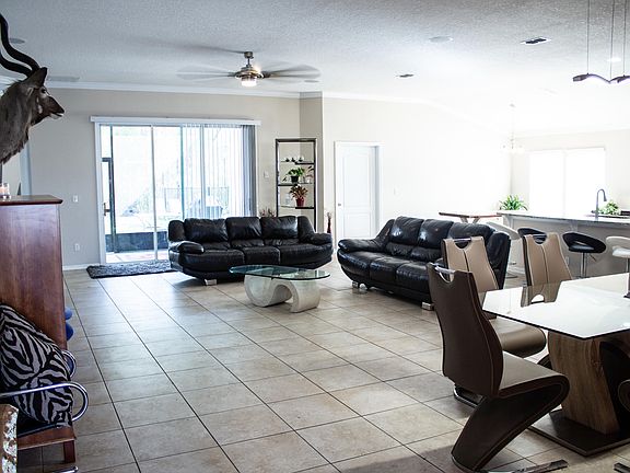 3rd image of 15817 Rachel Creek Dr