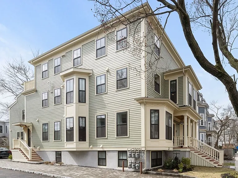 20 Tufts St #20 — Photo 34