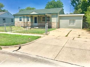 2708 E 24th St N, Wichita, KS 67219