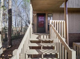 301 Pine Tree Dr, Buford, GA 30518