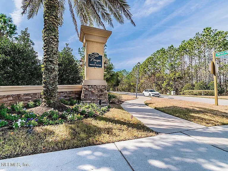 5924 Bartram Village Dr — Photo 3