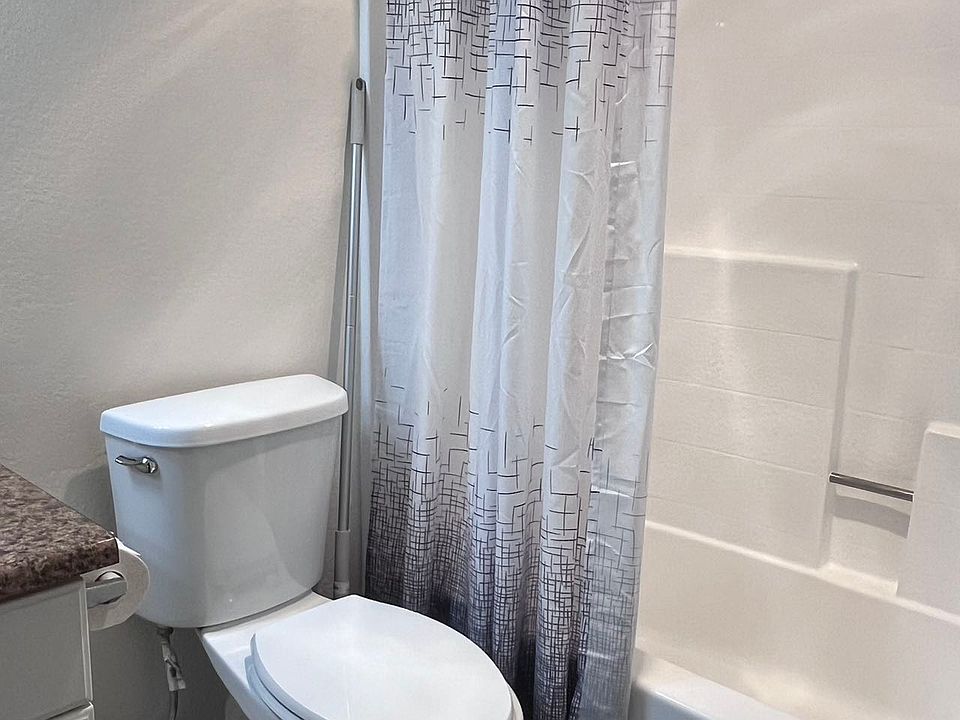 1st image of 4459 Home Ave #4009