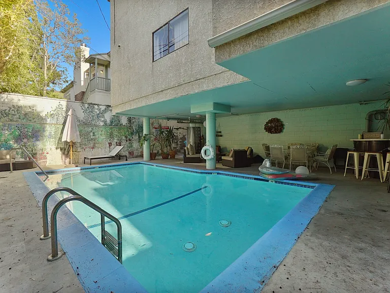 10619 Landale St #203 — Photo 14