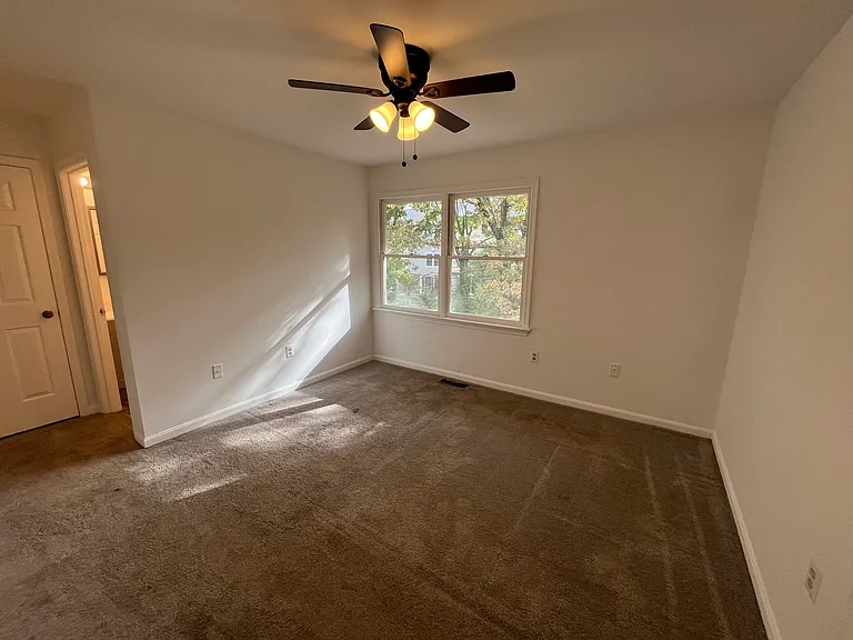 255 Farrell Ln — Photo 24