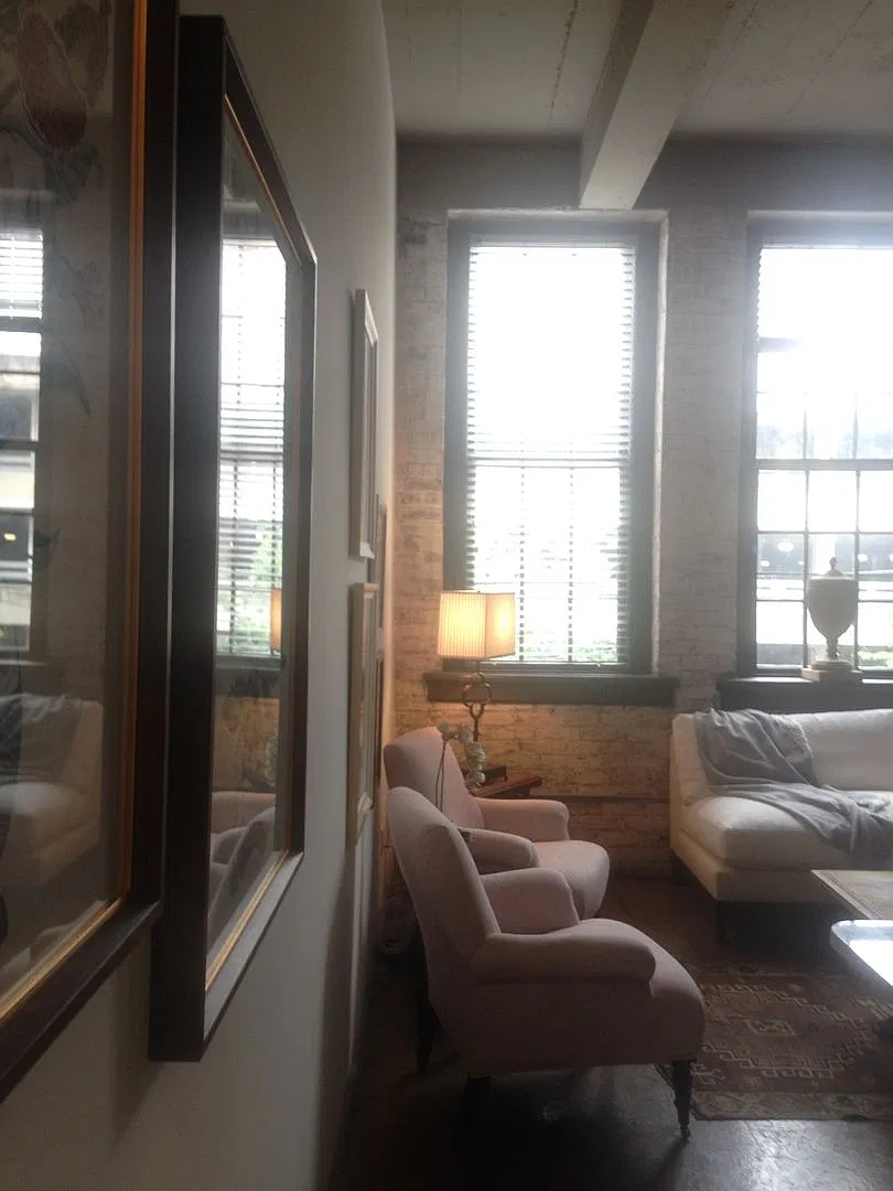 River Lofts West — Photo 3