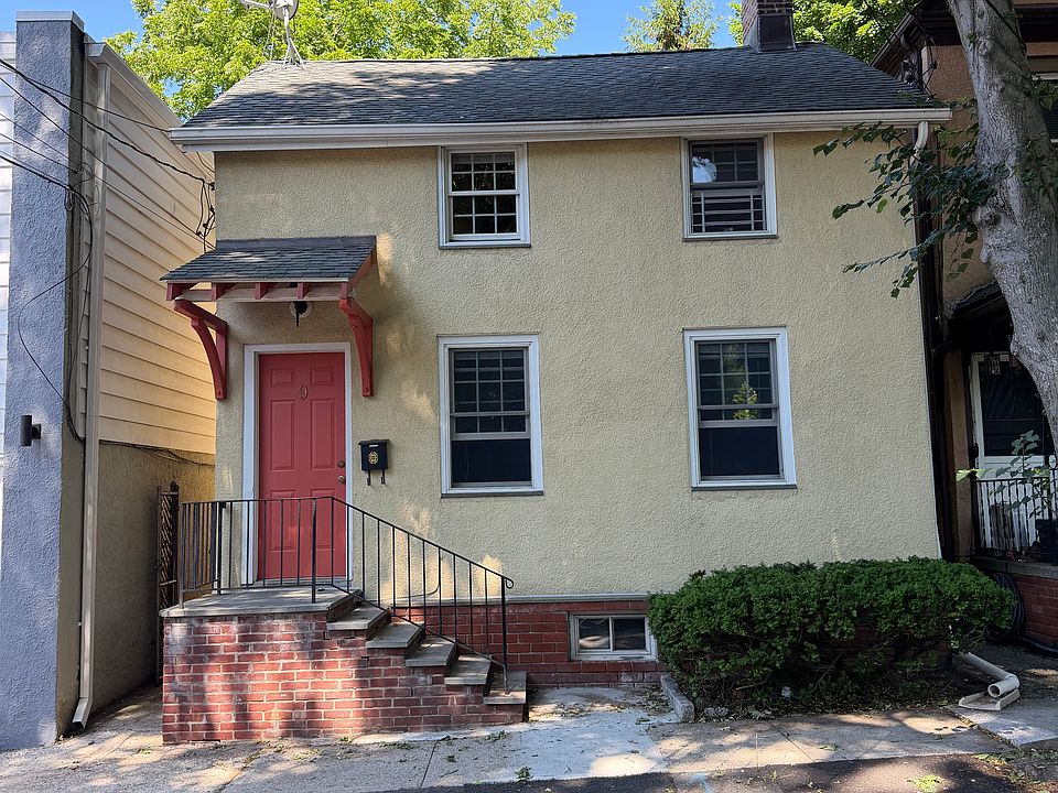 1st image of 9 N Dearman St