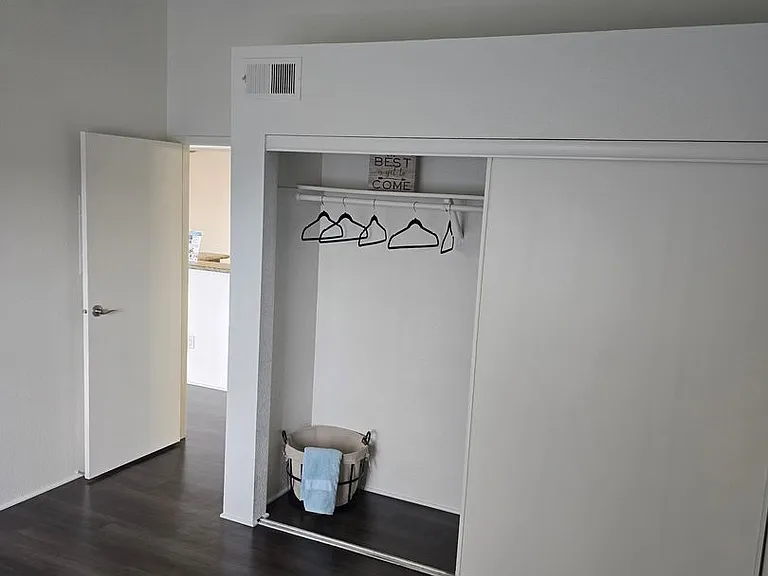 Waterstone Alta Loma Apartments — Photo 60