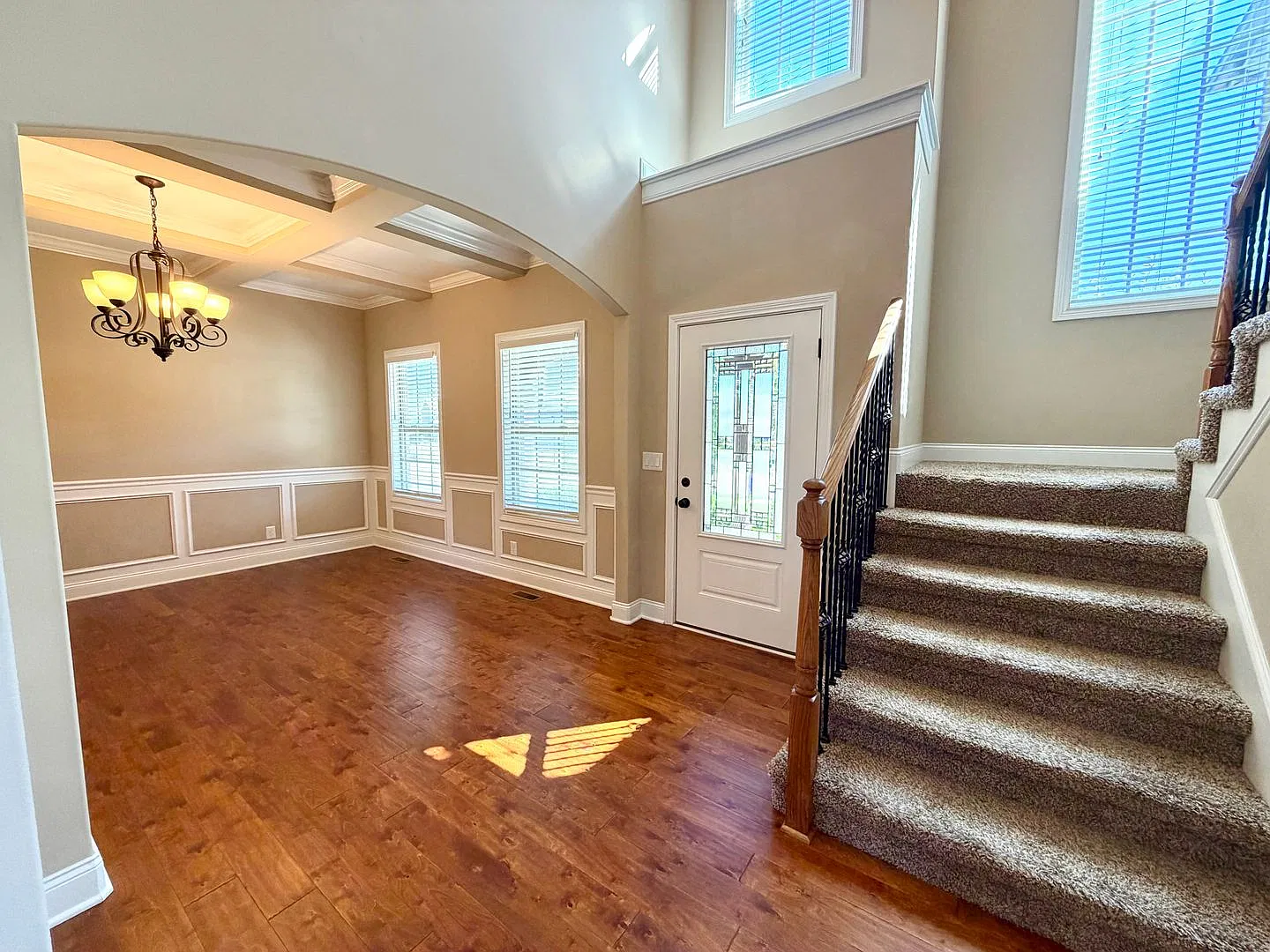 413 Clover Meadows Ct — Photo 2