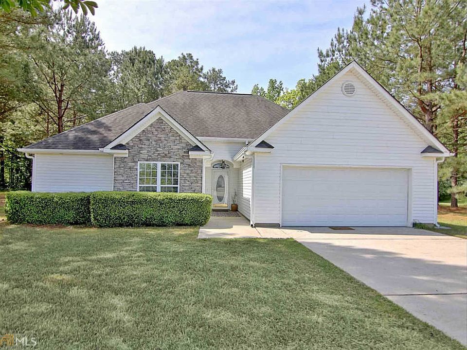 1st image of 146 Meadows Dr