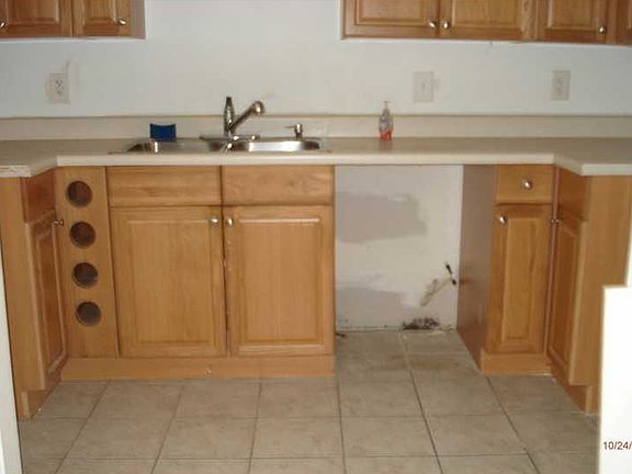 3rd image of 4313 Loire Dr APT B