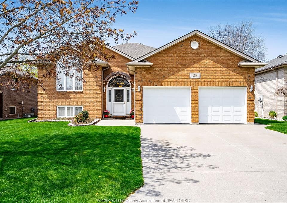 1st image of 25 Regatta Dr
