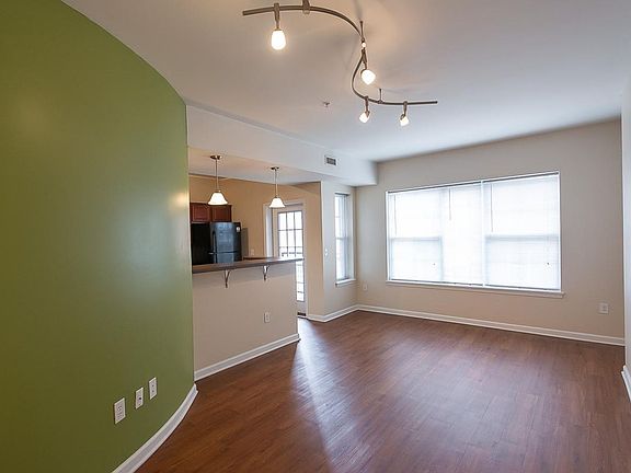 2nd image of 532 N Morton St #203-25/26