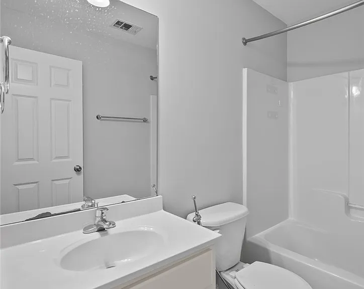 460 Barnett Shoals Rd #E-3 — Photo 16