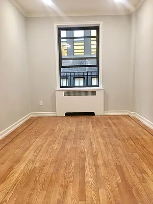 Rented by The MJS Group NY LLC | media 21