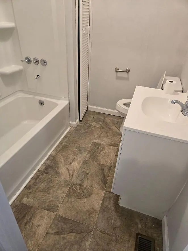 1 bed, $950 — Photo 4