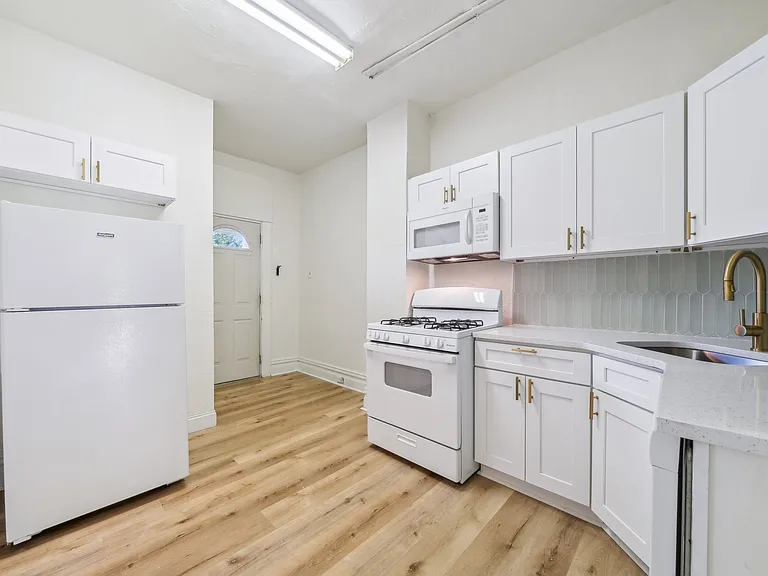 5421 Wellesley Ave #1 — Photo 11