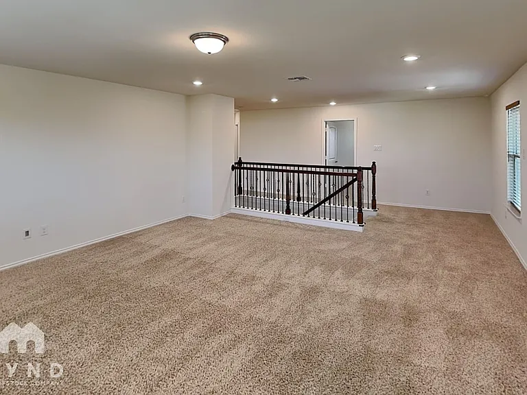 1125 Sampley Ln — Photo 12