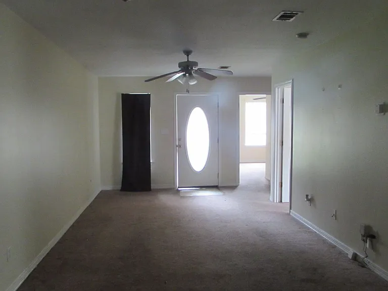 5386 Quail Creek Cir — Photo 2